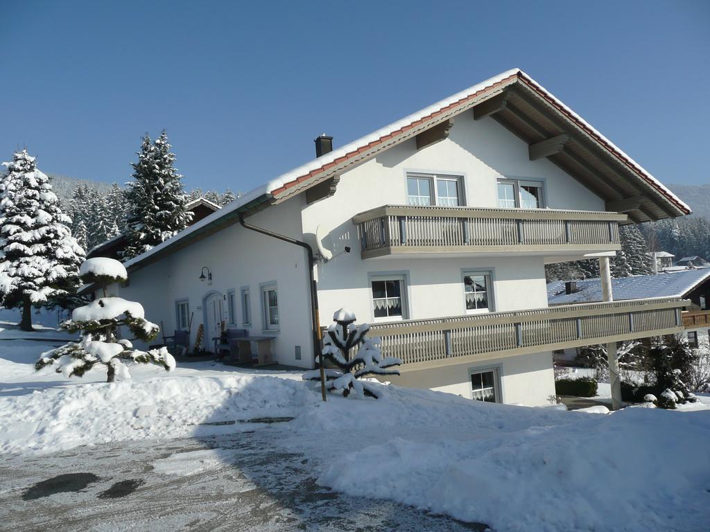 Ferienhaus Wellisch ローベルク エクステリア 写真